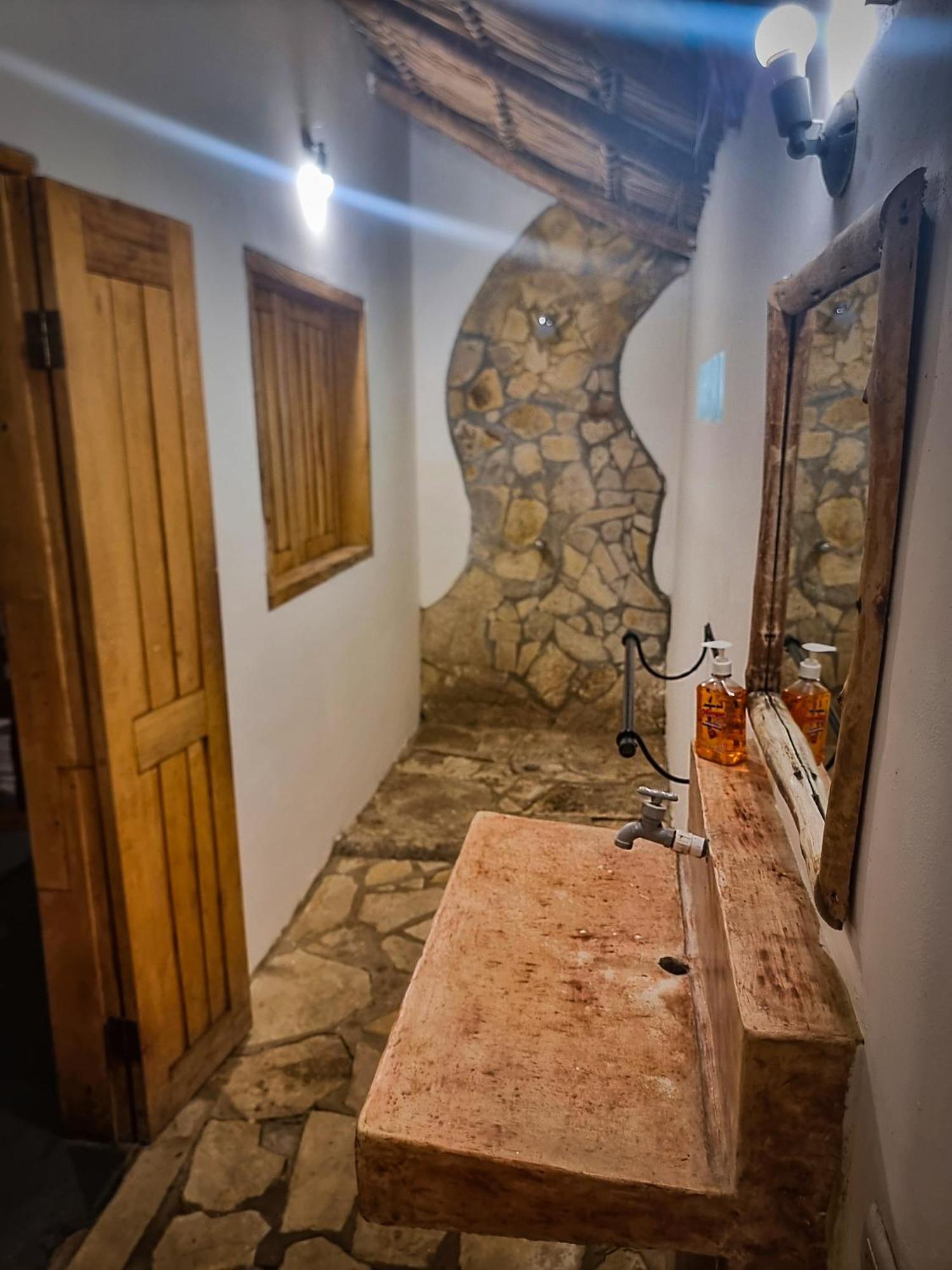 Casa De Olas Hostel 산 후안 델 수르 외부 사진